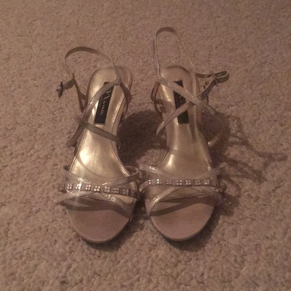 Nina New York heels